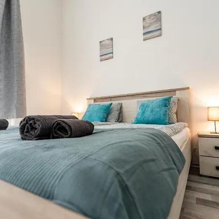 Seventh Heaven 公寓 *