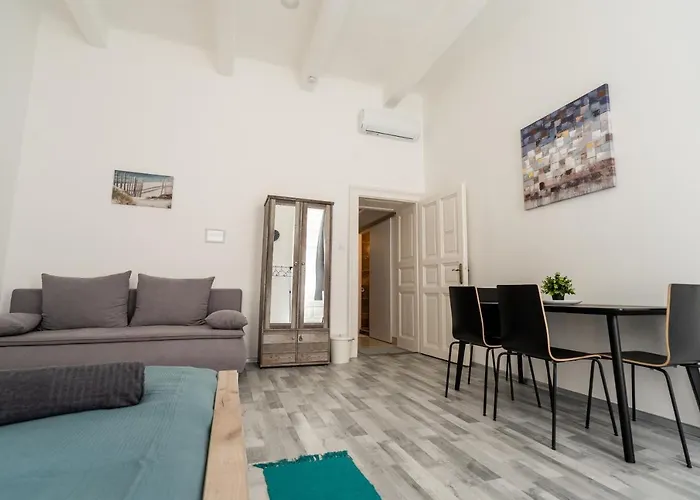 Apartment Seventh Heaven *